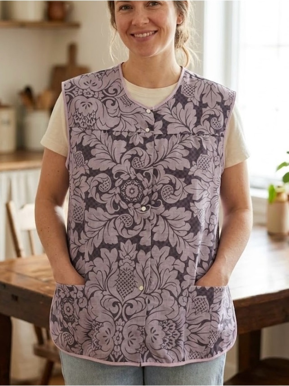Embers International Lavender Purple Damask Snap Front Cobbler Smock Cottagecore
